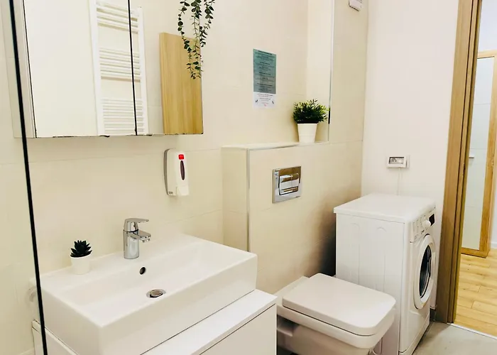 Exclusive 1br With Balcony On Splaiul Independentei * Bucarest