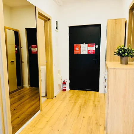 Exclusive 1br With Balcony On Splaiul Independentei דירה