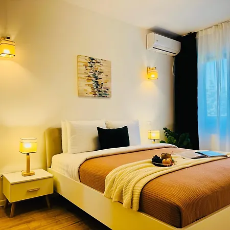 Exclusive 1br With Balcony On Splaiul Independentei * Bükreş