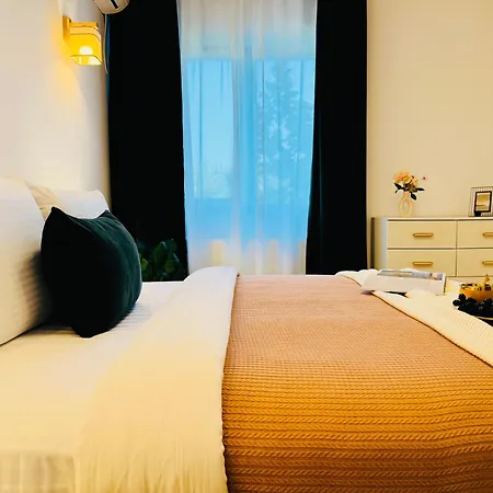 Exclusive 1br With Balcony On Splaiul Independentei 公寓